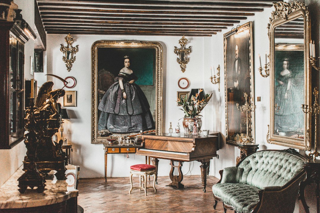 Antiquités et objets d’art – estimation à Châteauneuf-Grasse