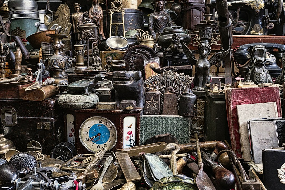 Antiquités et objets d’art – estimation à Drap